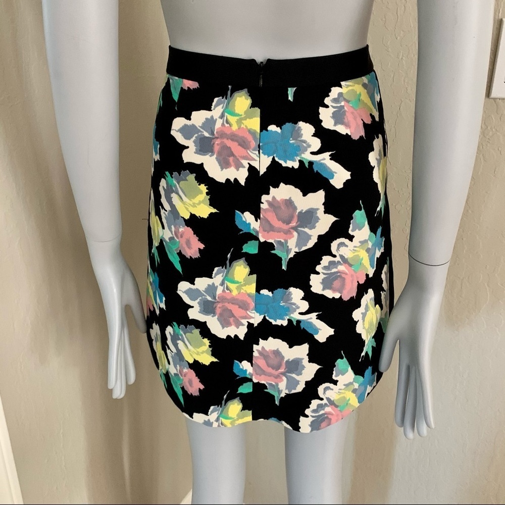 OASIS Floral Crepe Colorful Mini Skirt - Picture 10 of 14